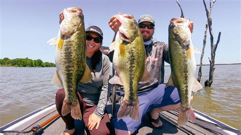 Fork Lake Fishing Guide The Outdoorsman Fishing Lakes Reports And Guides