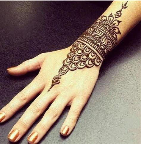 Top 10 Henna Wrist Cuff Designs To Try Henna Designs Wrist Henna