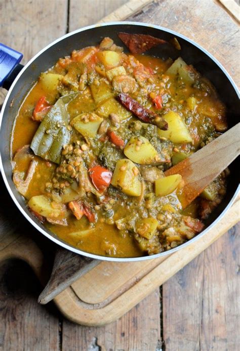 Coat paper with cooking spray. Low-Calorie Spinach, Lentil & Sweet Potato Curry | Recipe ...