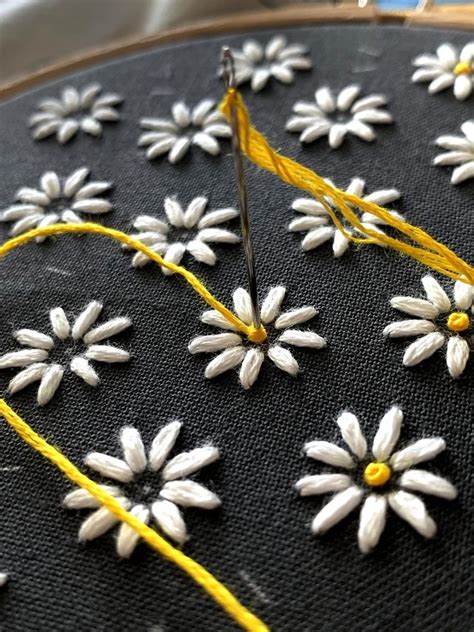 Daisy Embroidery Kit Embroidery Kit Beginner Embroidery Kit Embroidery