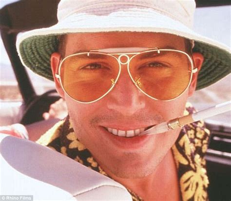 Johnny Depp Revisits Hunter S Thompson For The Rum Diary Daily Mail Online