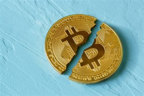 The indian government is planning to introduce a law that would effectively ban bitcoin. India's Supreme Court Hears Final Arguments on Crypto ...