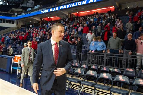 Why Chris Beard Says Returning Ole Miss Basketball Players Are His Top