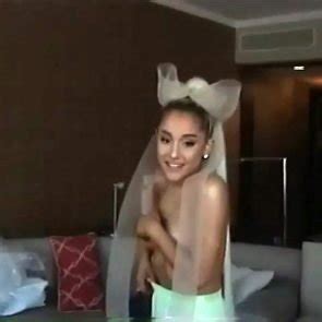 Ariana Grande Nudes Leaked HOT Porno Free Compilations Comments 1
