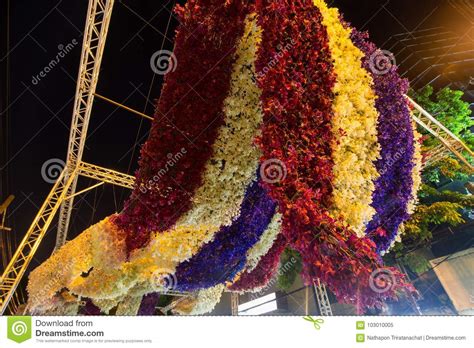 Beautiful Flower Arches In Flower For Father Activity In