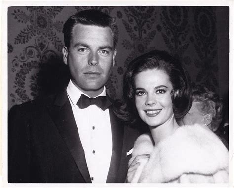 Natalie With Husband Robert Wagner Blackandwhite Natalie Wood Wagner Natalia Ripped Robert