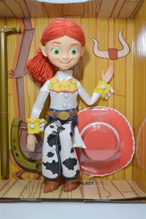 Toy Story Jessie The Yodeling Cowgirl Talking Doll With Yarn Hair 30cm