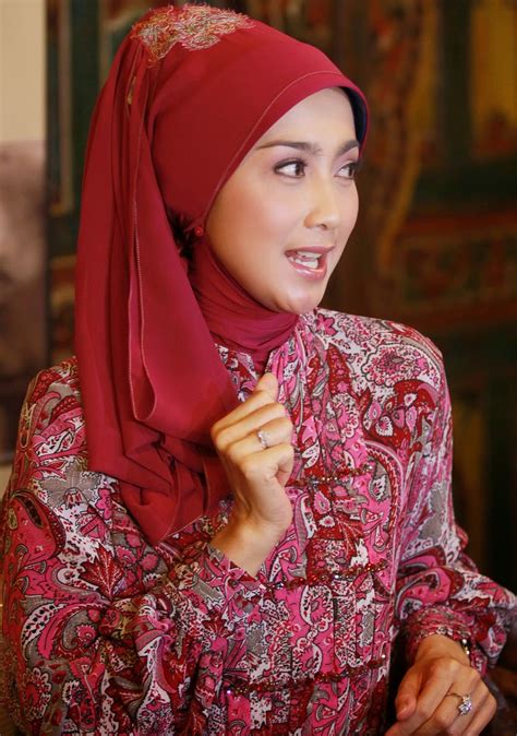 Indonesia Headliners Bio Si Cantik Asli Sukabumi