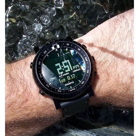 Barometer suunto core displays the current sea level pressure as a detailed graph, showing recording of the last 24 hours with a recording interval of 30 minutes. Часы Suunto Core All Black: купить по цене 19990 руб в ...