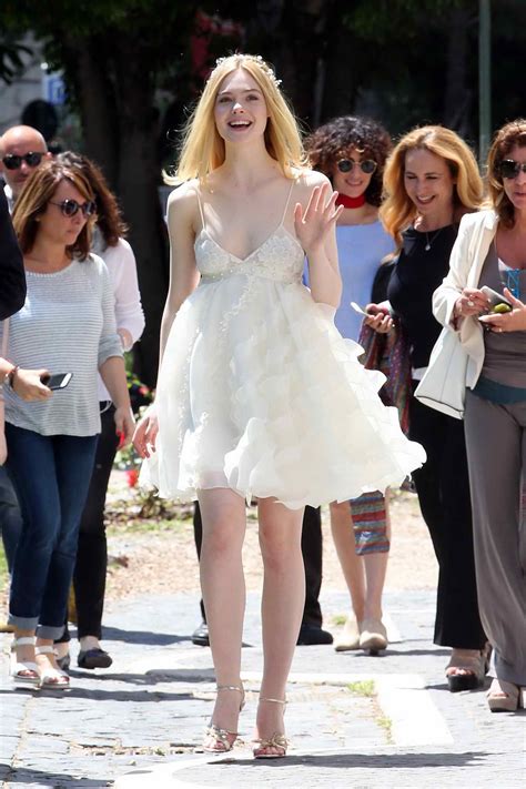 elle fanning at the neon demon photocall in rome 06 06 2016 5 lacelebs co