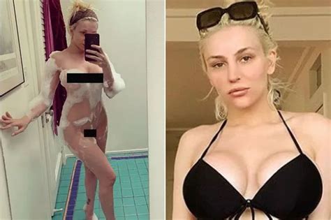 Courtney Stodden Strips Completely Naked As She Trades Clothes For Thigh High Boots Daily Star