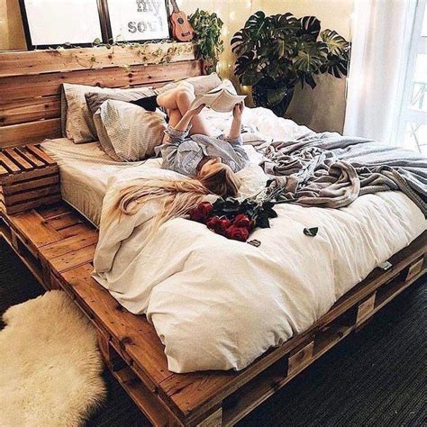 Pin By Randi On Dream House Wooden Pallet Beds Pallet Furniture