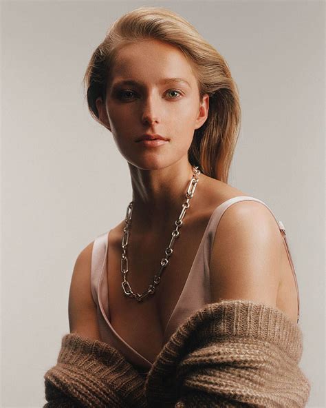 Natalie Ludwig By Remi Pujol For Wsj Magazine May 2020 Fashionotography In 2020 Wardrobe