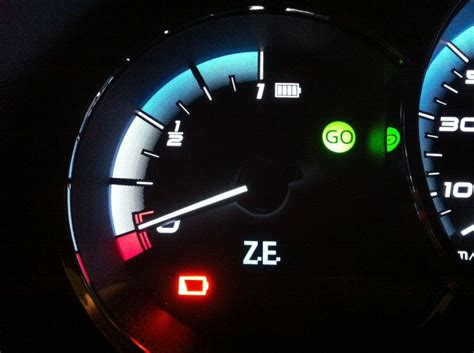 Did a lot of research on the subject across various bmw platforms and came up with the following note: Image: Low-battery red warning light on Better Place Renault Fluence ZE, Israel, size: 1024 x ...