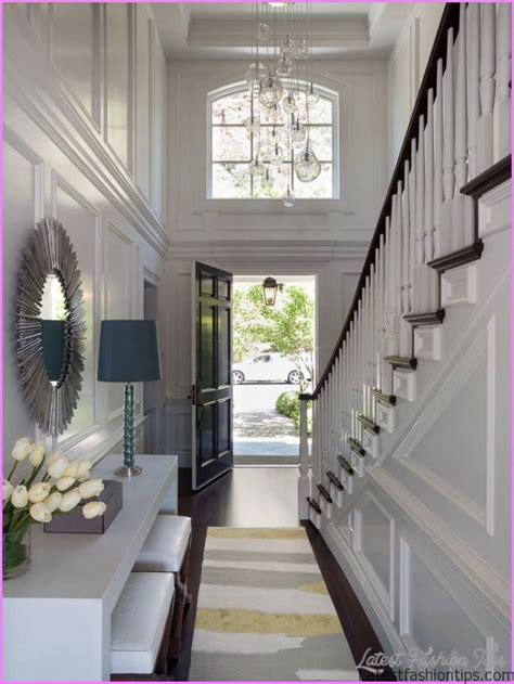 10 Home Entryway Decorating Ideas