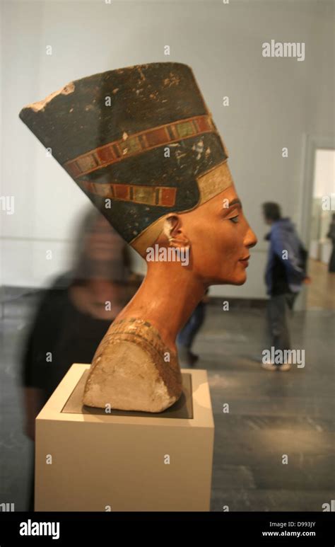 Bust Of Nefertiti C1370 C1330 Bc Great Royal Wife Chief Consort To The Egyptian Pharaoh