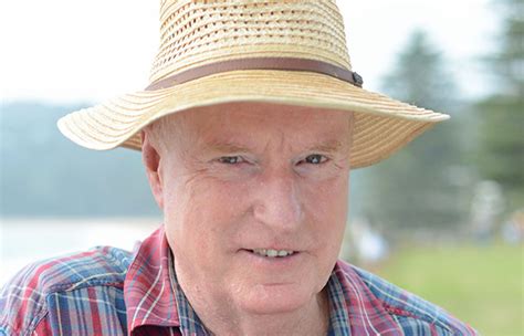 Alf Stewart Ray Meagher Home And Away Characters Back To The Bay