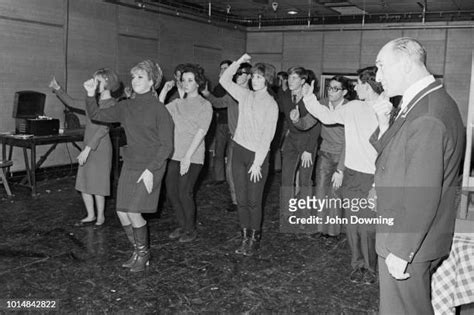Go Go Dancers 1960s Photos And Premium High Res Pictures Getty Images