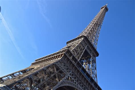 To discover all our offers and book: Visite de la Tour Eiffel à Paris : prix, billet & conseils