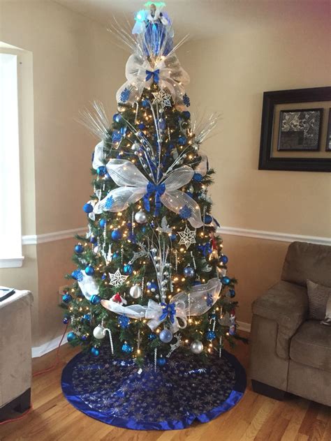 30 White And Blue Christmas Trees Decoomo