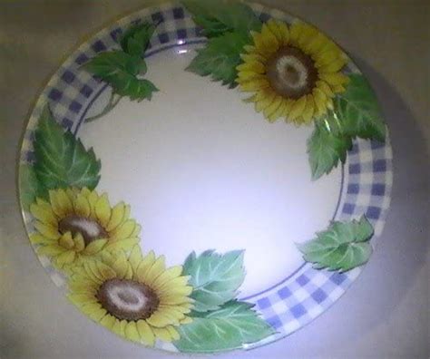 Corning Corelle Sunsation Sunflowers Dinner Plates Set