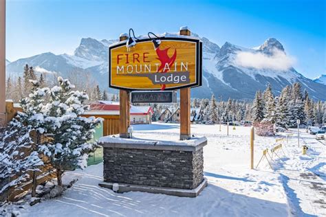 Central Canmore 1100sq Hot Tub Fit Condominiums For Rent In