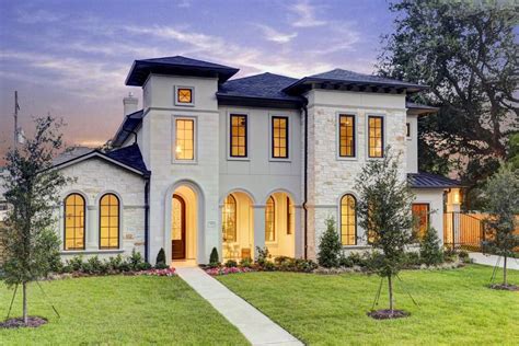 The limestone house offers a different kind of living experience with its style and tradition, which is a blend of architectural influence by ancient arabia and the exotic mediterranean. 5659 Willers Way Houston, TX 77056: Photo Warm limestone ...
