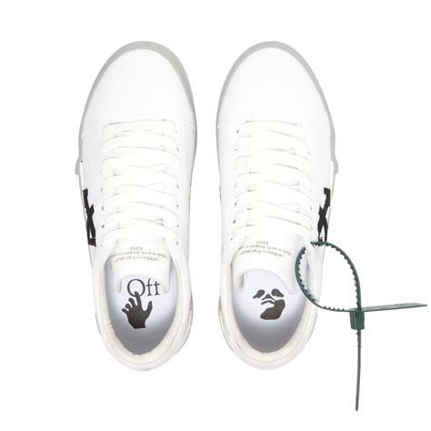Off White Low Vulcanized Canvas Sneakers White And Black End Tw