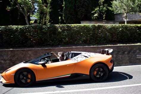 Leaked First Look Of Lamborghini Huracan Performante Spyder Carbuzz