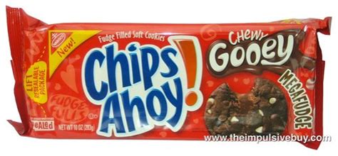 Review Nabisco Chips Ahoy Chewy Gooey Cookies Chocofudge And