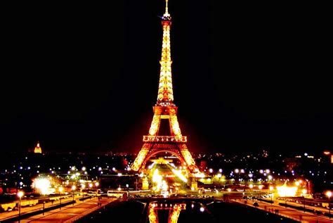 Bellas world menara eiffel paris 800x600 view. Foto Pemandangan Indah Menara Eiffel Prancis » Foto Gambar ...