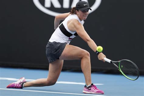 Swiatek/kubot v perez/saville match highlights (1r). Australian Open: Iga Świątek przegrała z Camilą Giorgi w 2 ...