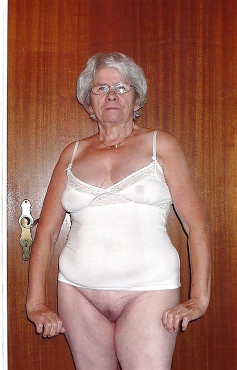 Hd Naked Grandmothers Verandah MatureHomemadePorn Com