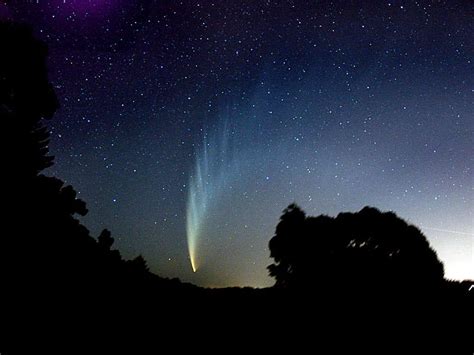 10 Of The Most Beautiful Comets Ever