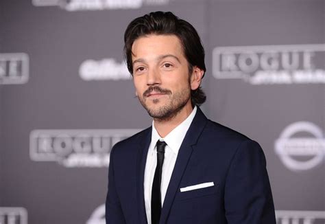 What to get a mexican dad. Mexican Dad Behind Viral 'Rogue One' Post Sends Diego Luna ...