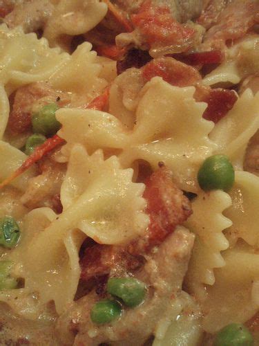 East side mario's, roasted garlic fettuccine… gordon biersch brewery, pan fried chicken with… Farfalle With Pancetta and Peas in a Roasted Garlic Cream Sauce | Recipe | Food recipes, Food ...