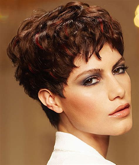 Awesome haircuts for women with fine hair. The best short haircuts inspirations for the face type ...