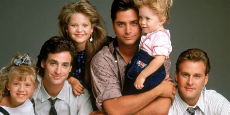 Full House Cast Reunites For A Big Bad Theme Song