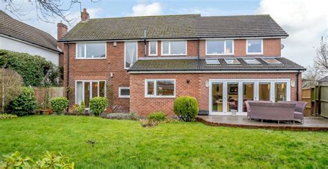 5 Bedroom House For Sale In 136 Lache Lane Chester Cheshire Ch4