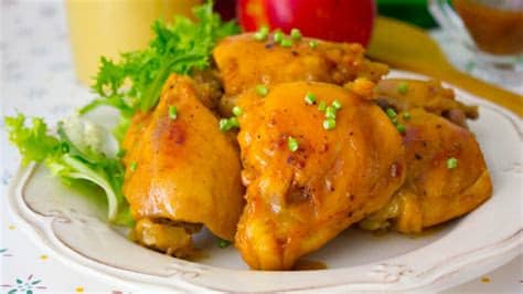 Que alegría cada vez que consigo una receta que nos permite comer bien y además sin gastar mucho dinero. Pollo asado sin grasa, receta paso a paso