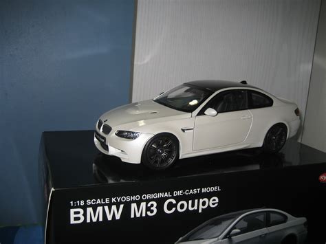 1/64 kyosho bmw m3 gtr in most wanted livery! kyosho-bmw m3 e92 005.JPG Picture