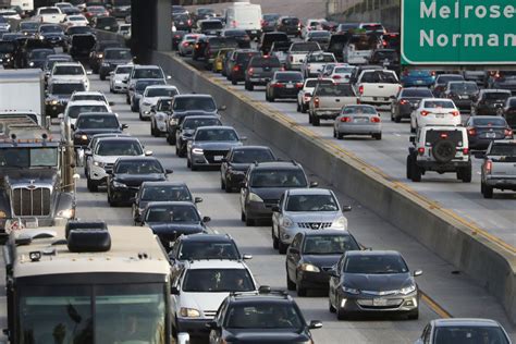 Dampak pencemaran udara pun menyebabkan banyak kerugian. Kereta Petrol Baharu Tidak Boleh Jual di California ...
