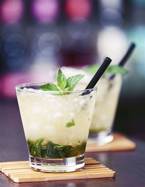 The Best Mint Julep Recipe How To Make 11 Mint Julep Drinks In 2018