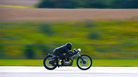 How To Set A Land Speed Record On A 3200 Motorcycle