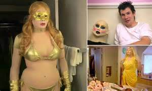 Essex Man Reveals His Secret Life As A Glamorous Living Doll In Tlc S
