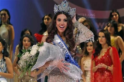 Emma Morrison Reigning Miss World Canada 2022 Set To Shine At Miss