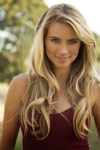 30 Hottest And Stylish Long Blonde Hairstyles Haircuts And Hairstyles 2018