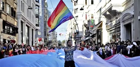 Istanbul Gay Pride March Banned By Government The Pappas Post
