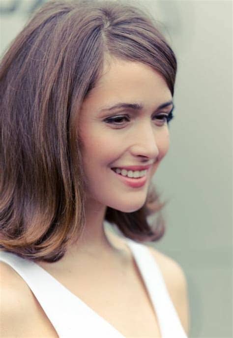 Comment faire une coiffure facile cheveux mi-longs ...