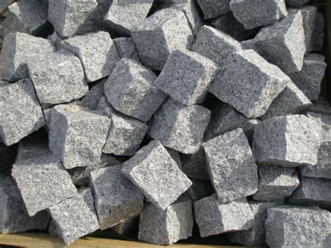 Granite Setts 100mm X 100mm X 100mm Silver Grey Powell Jones